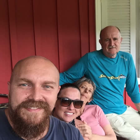 Volunteers Santu&aacute;rio da Natureza Fam&iacute;lia Walker